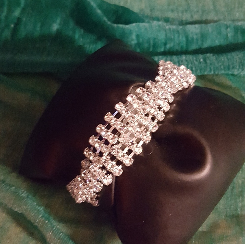 Diamond bracelet